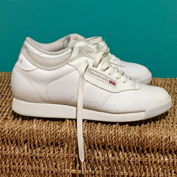Reebok shoes 6.5 size Clearance